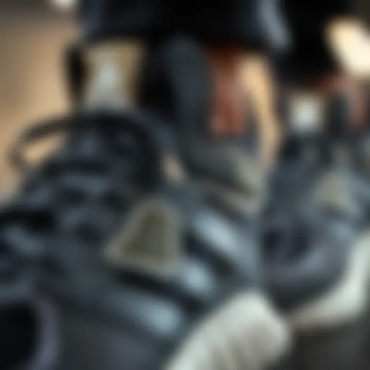 Close-up of the technical details of the Adidas Nite Jogger Gri