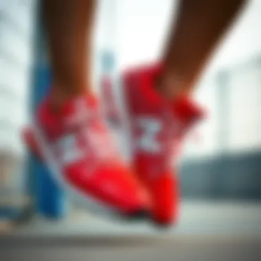 Spor Ayakkabı New Balance Bayan: Stil ve Performansın Buluşması Summary